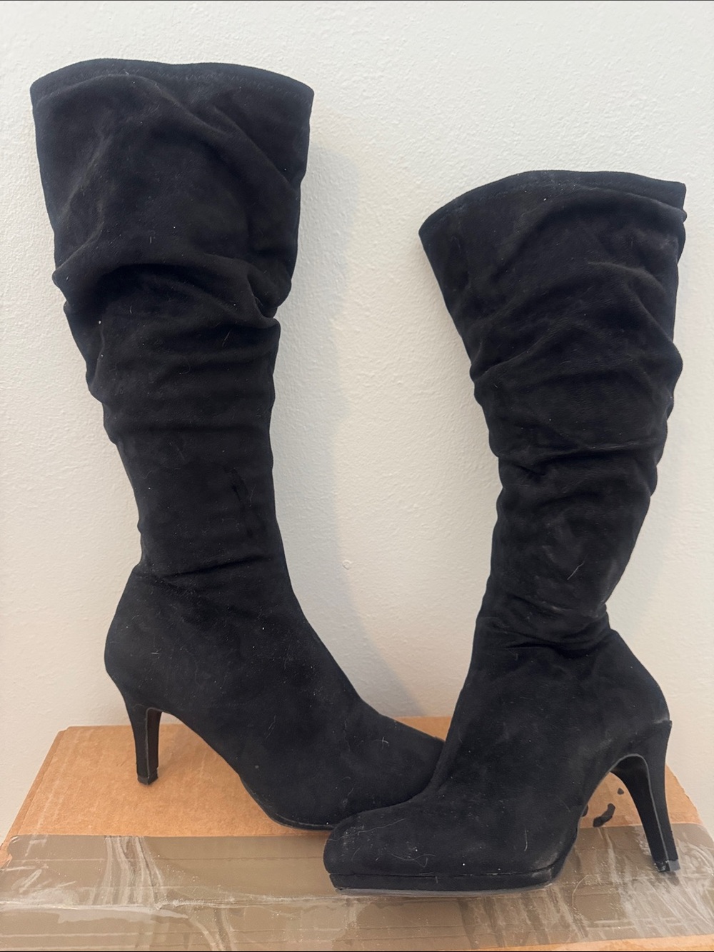 Women's Black Suede Slouch Knee-High Heeled Boots
